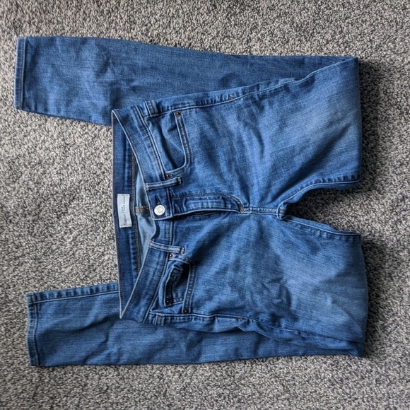 NWOT Gap Medium Wash Skinny Jeans - Picture 4 of 6